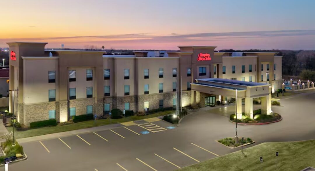 Hampton Inn & Suites