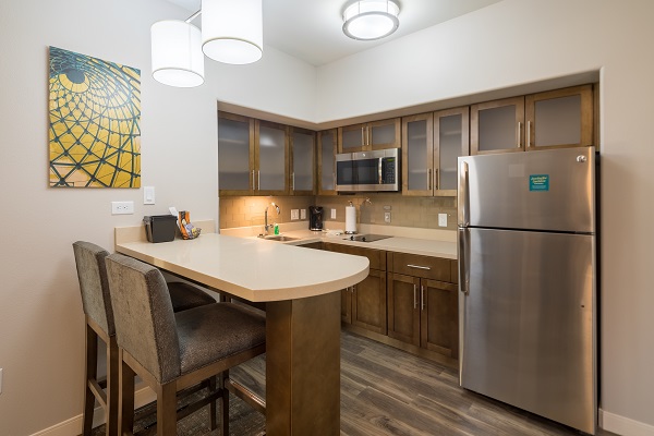 Staybridge Suites Lake Jackson Kitchen